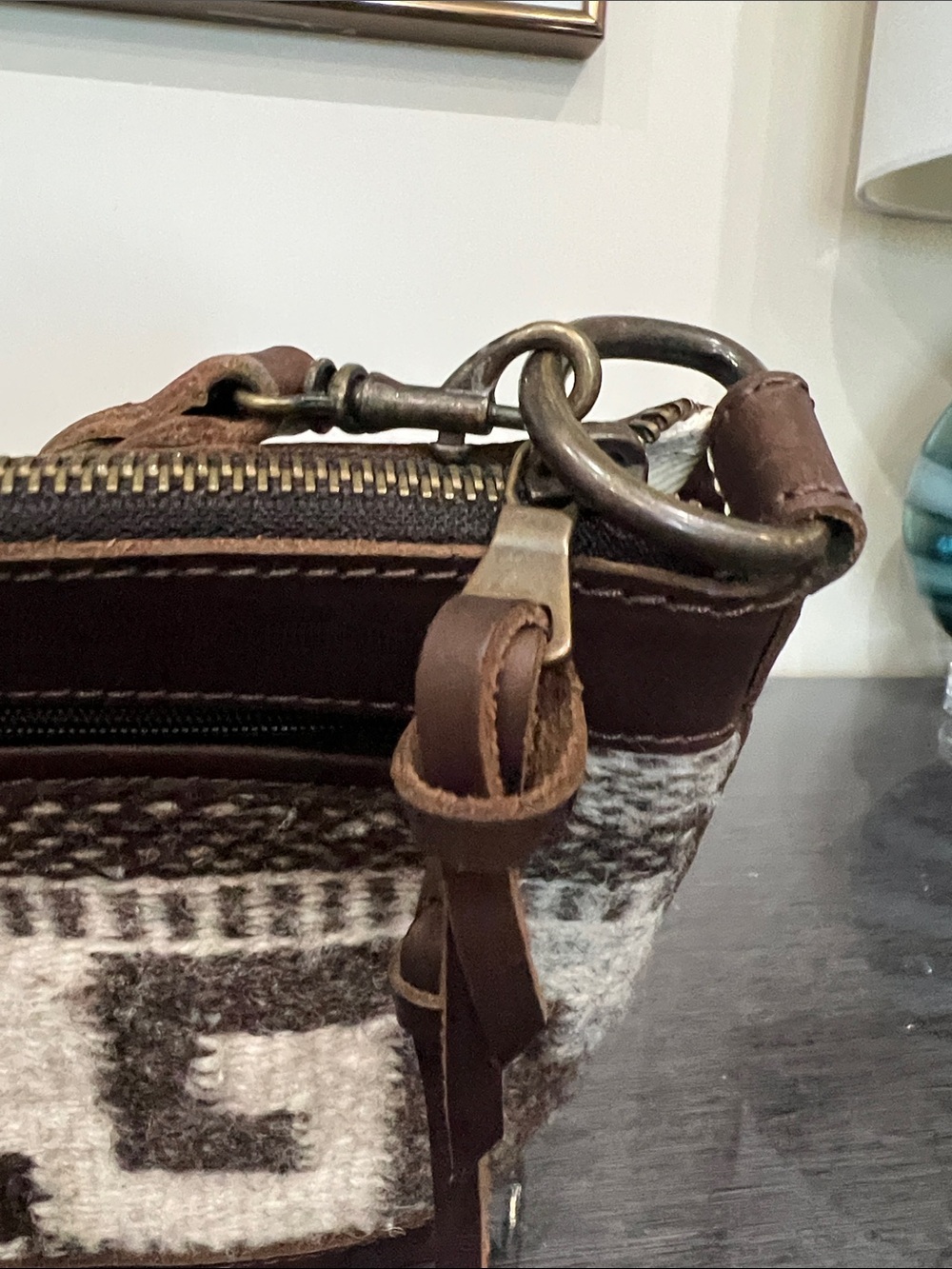 Nena & Co Leather & Wool  Southwestern Pattern Crossbody - Picture 9 of 16